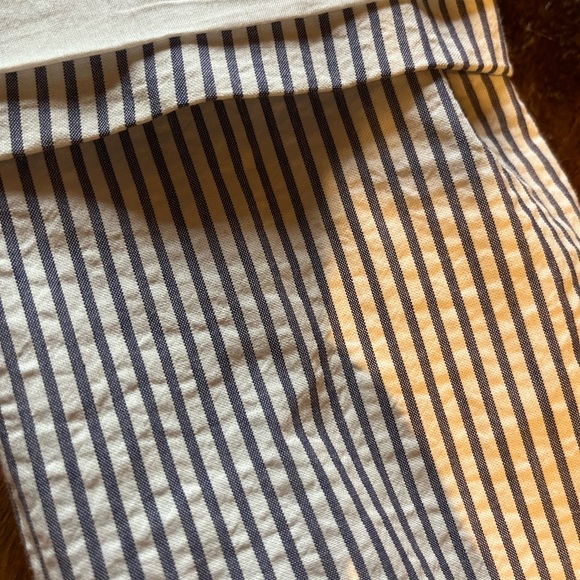 Seersucker Blazer - Picture 3 of 9